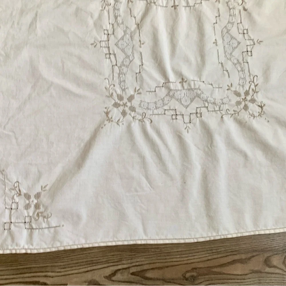 Vintage table cloths